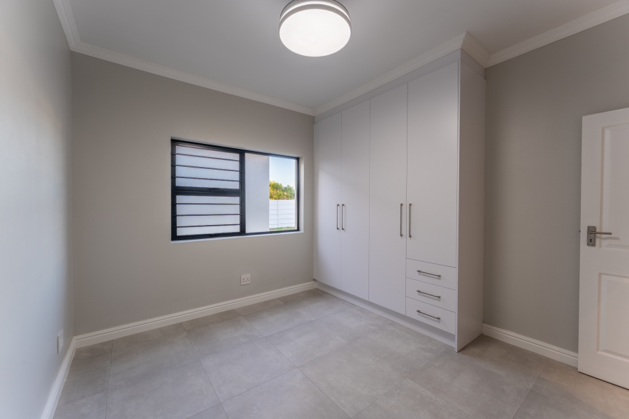 3 Bedroom Property for Sale in Wavecrest Eastern Cape